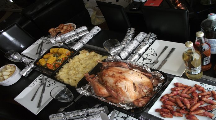 offering special thanksgiving food is a popular restaurant marketing idea