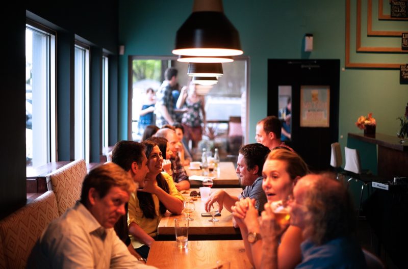 How to Achieve Effective Customer Engagement for Restaurants