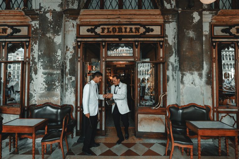 The Dos and Don’ts of a Good Restaurant Manager
