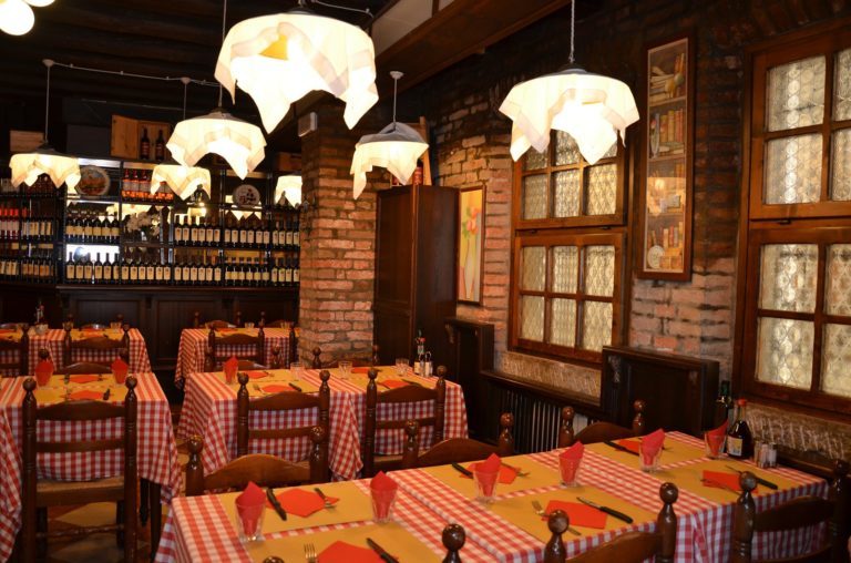 Restaurant Renovation : 8 Proven Tips To Successfully Remodel Your Restaurant In 2021
