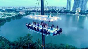 experiential restaurants hanging restaurant