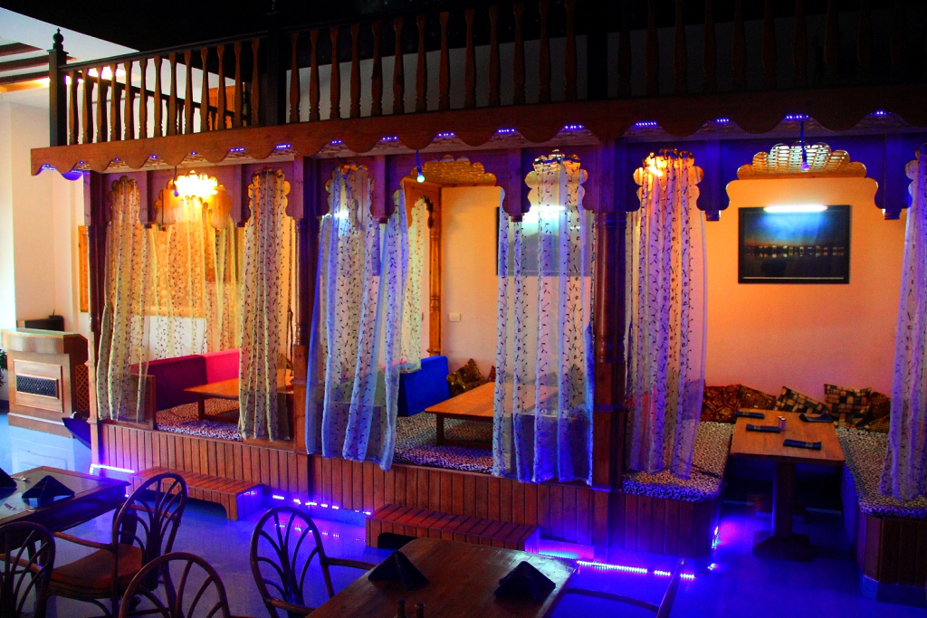 Discover A World Of Delight At These 11 Theme Restaurants In Mumbai