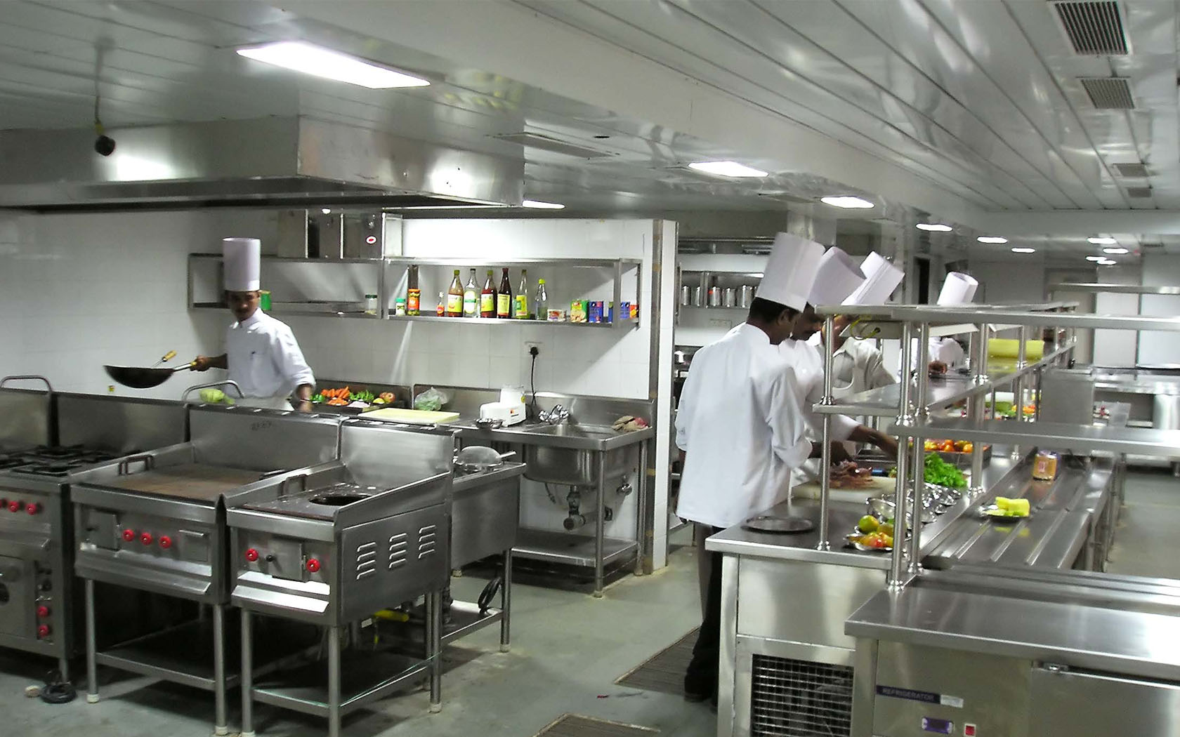 cloud kitchen equipment and how to choose them